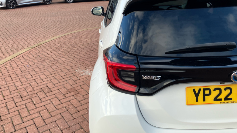 Toyota Yaris 1.5 Hybrid Design 5dr CVT Hybrid Hatchback